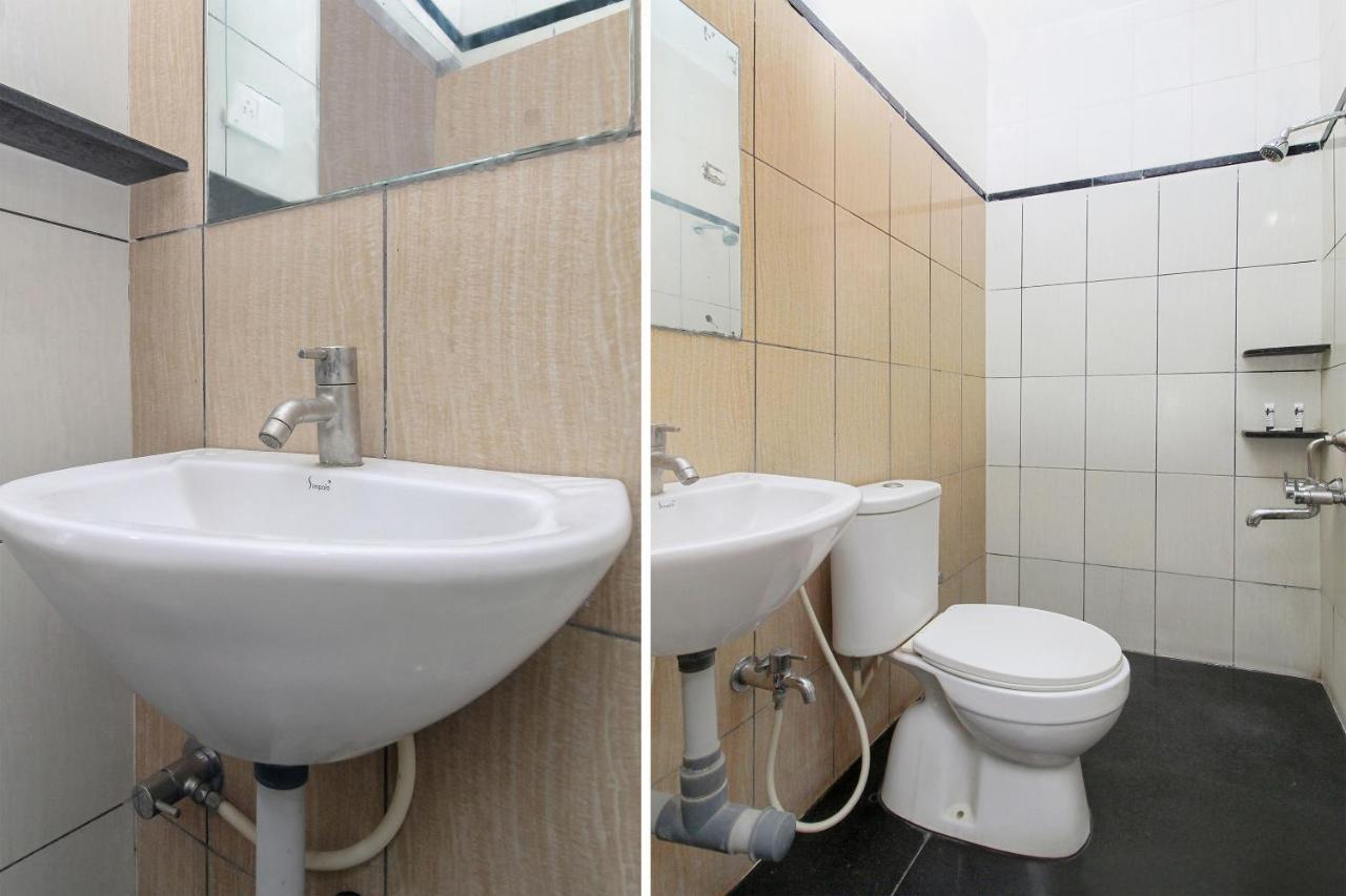 Oyo 30537 Hotel Megharaj Bídzsápur Kültér fotó